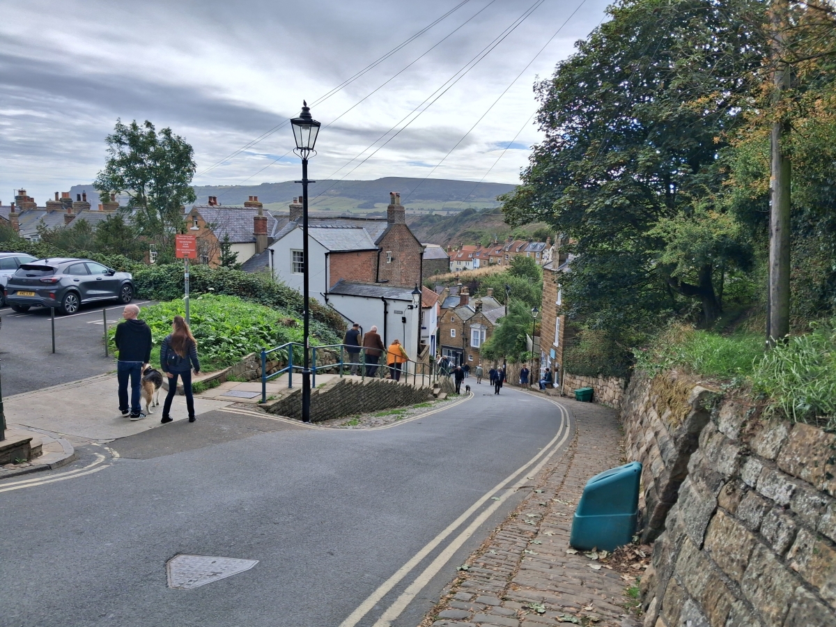 Abstieg zu Robin Hood's Bay Abstieg zu Robin Hood's Bay
